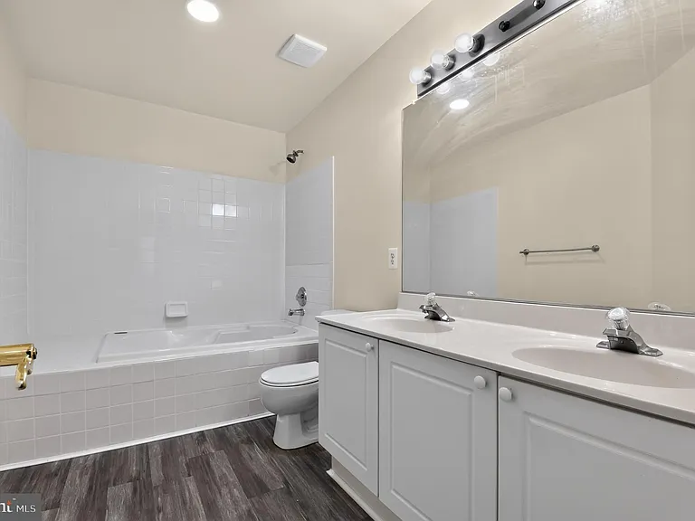 3975 Cressida Pl — Photo 18