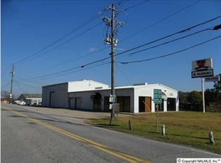 70 Whorton Bend Rd, Gadsden, AL 35906