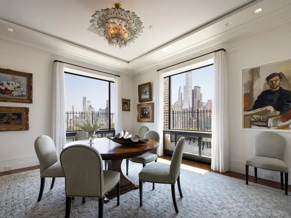 55 Central Park West image 7 of 23