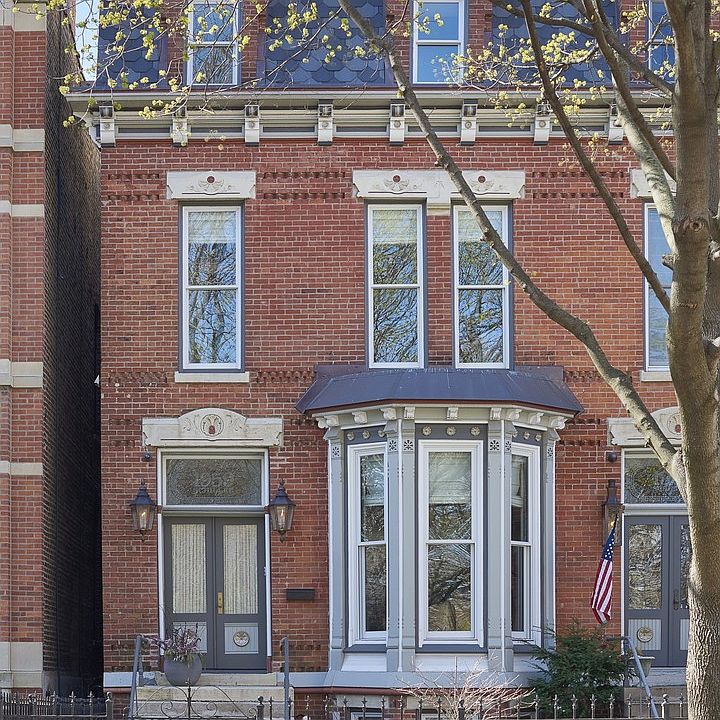 1st image of 1959 W Schiller St