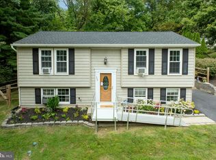 360 Jennifer Dr, Coatesville, PA 19320
