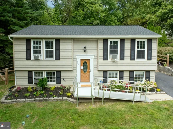 360 Jennifer Dr, Coatesville, PA 19320