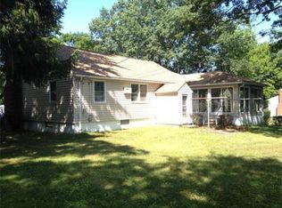 22 Ernest Ave, Worcester, MA 01604