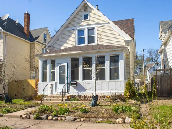 925 Thomas Ave, Saint Paul, MN 55104