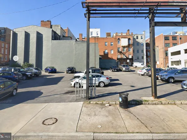 404 Saint Paul St, Baltimore, MD 21202