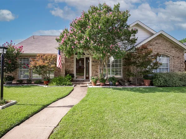 1407 Mapleview Dr, Carrollton, TX 75007