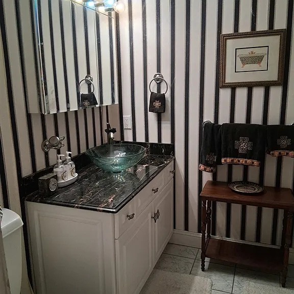 132 Boylston St #6 — Photo 8