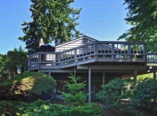 7330 Mercer Terrace Dr, Mercer Island, WA 98040