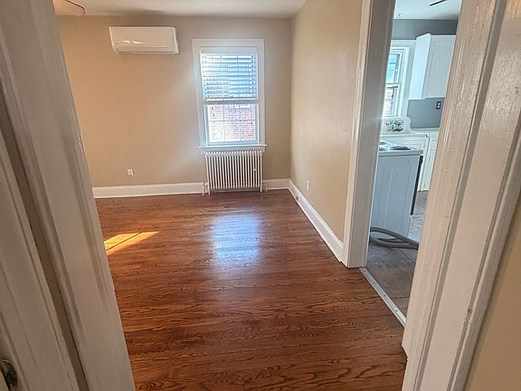 4th image of 8402 Flower Ave APT 3