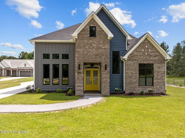 1958 Tull Road, Greenville, NC 27858