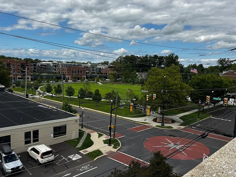 Broad Commons at the end of the block