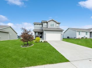 117 NE Monroe Ave, Elkhart, IA 50073