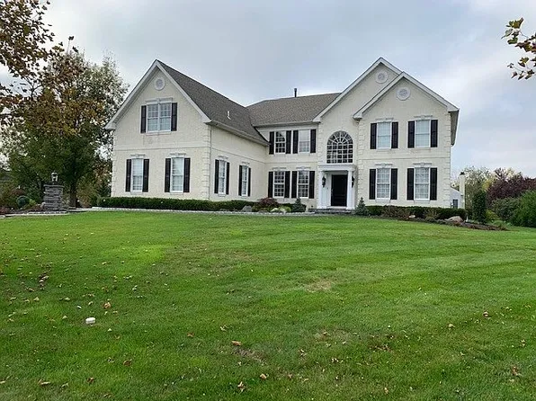 433 Bowen Dr, Exton, PA 19341