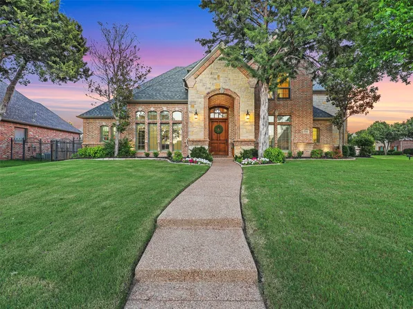 3326 Van Zandt Ct, Grapevine, TX 76092