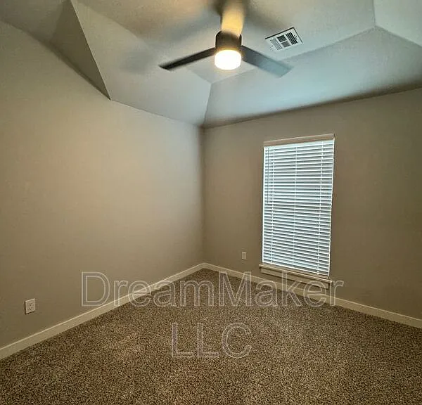 736 Apple Blossom Way — Photo 7