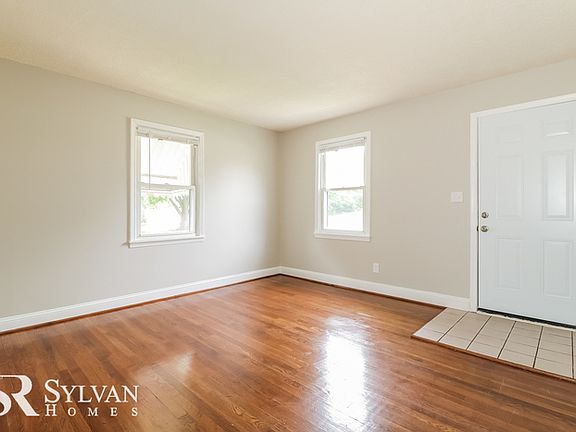 2nd image of 3215 Orlando Ave