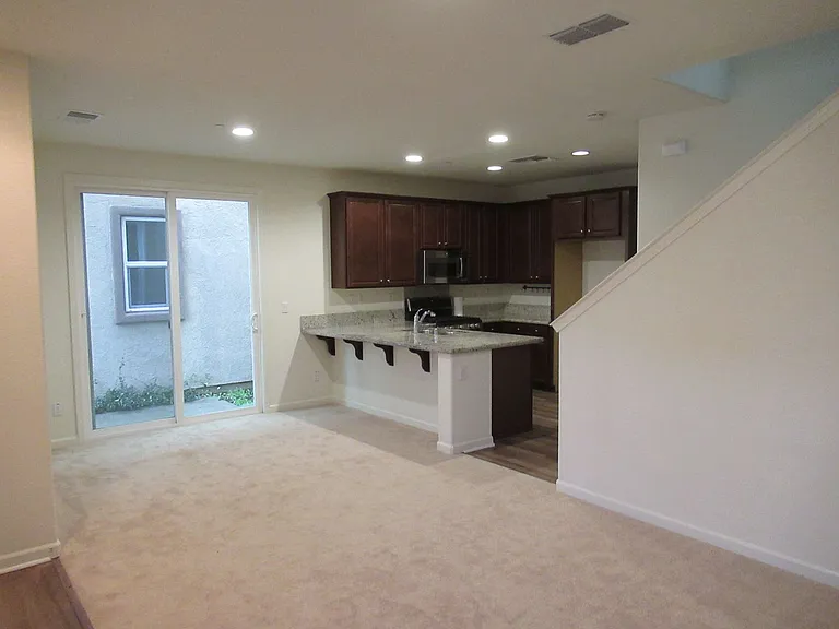 3169 Village Plaza Dr — Photo 10