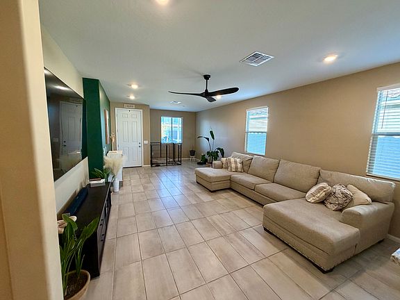 5th image of 2623 Stanhurst Ave