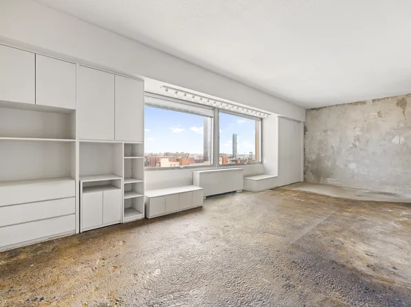 180 Park Row image 8 of 17