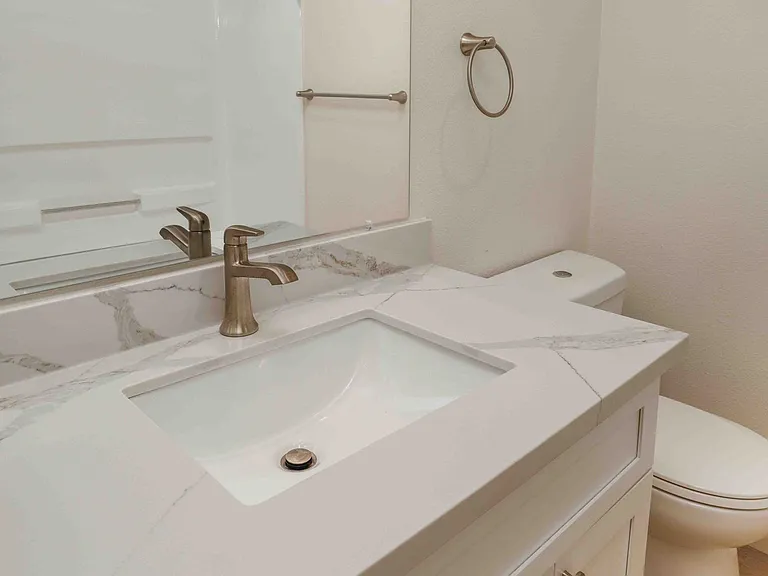 Mission Village Apartments — Photo 30