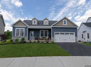 12 Cypress St, Ballston Lake, NY 12019