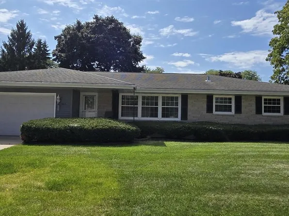 604 4th Street, Waunakee, WI 53597