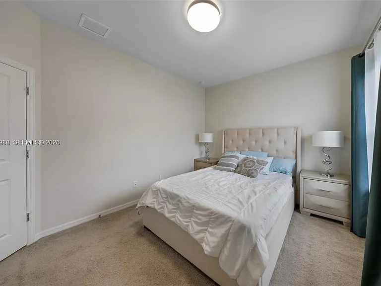 932 Banyan Dr — Photo 18