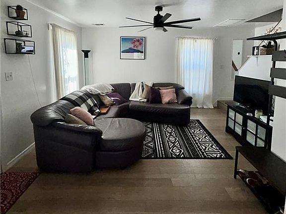 2nd image of 235 Leawood Cir