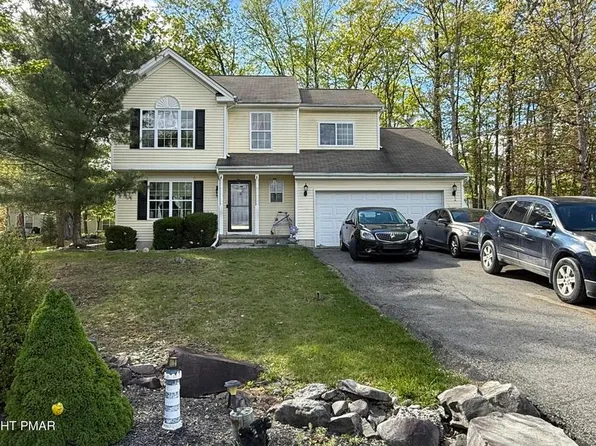 1152 Dorset Dr, Bushkill, PA 18324