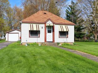 307 S 5th Ave, Walworth, WI 53184