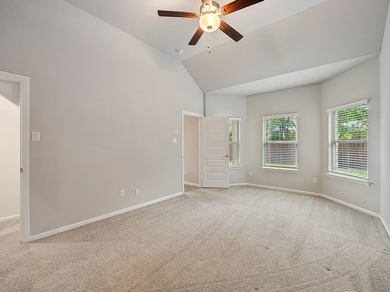 716 Big Bend Pkwy — Photo 17