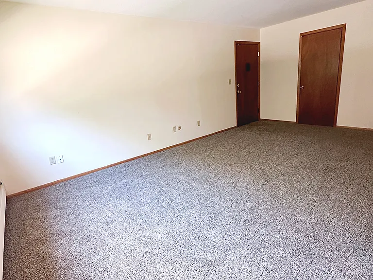 Davern Park Apartments — Photo 41