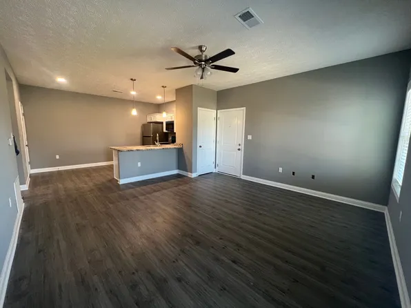 814 Brush Creek Street