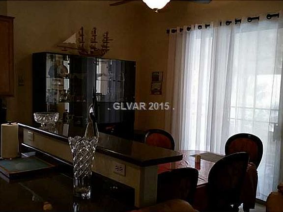 5th image of 4545 Rockpine Dr