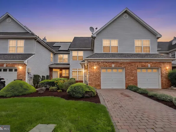 16 Shelley Cir, East Windsor, NJ 08520