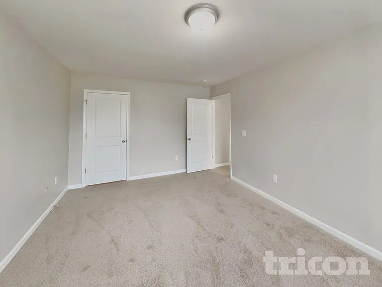 7553 Poplar Meadow Ln — Photo 12