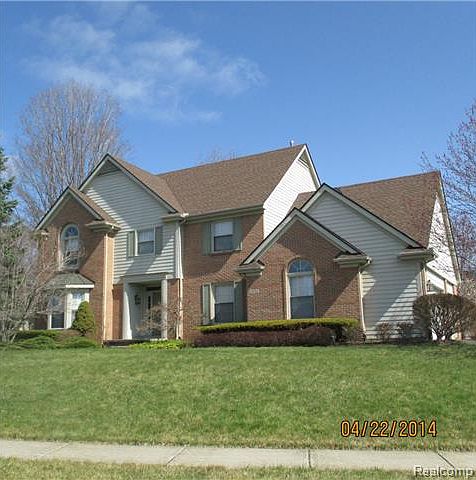 1st image of 39710 Foxway Ct