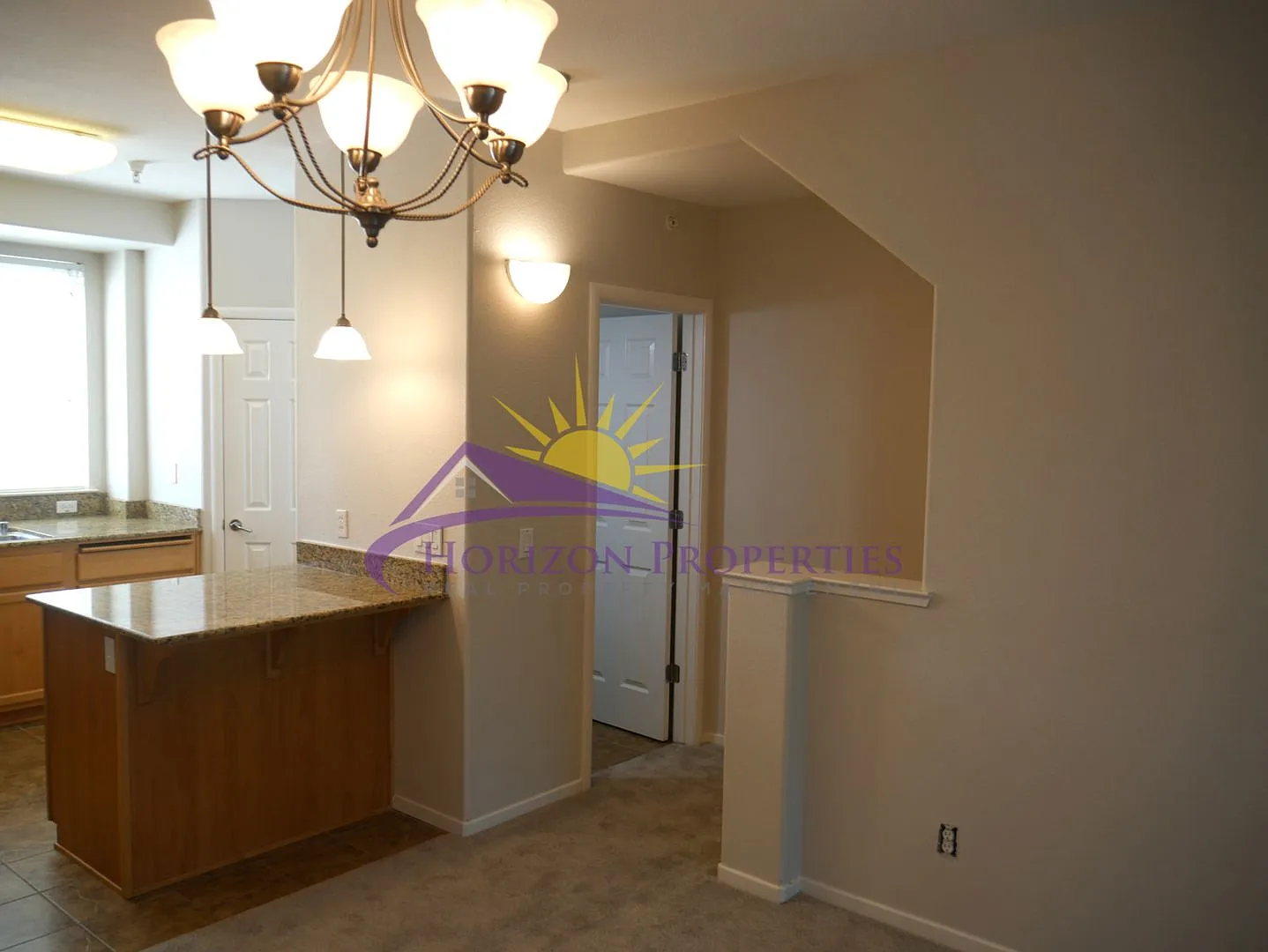 Open Three-story 2 Bed 2.5 Bath 1,154 Sq Ft North Natomas Park Place Condo — Photo 4