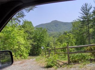 Ribbon Ln, Whittier, NC 28789