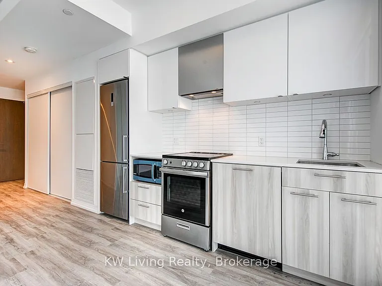 251 Jarvis St #921 — Photo 7