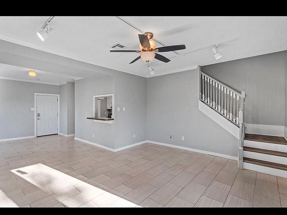 2nd image of 1911 Hodges St