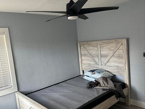 5th image of 535 S Lake Dr #2