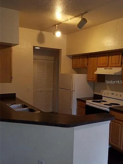 5971 Westgate Dr #1213 — Photo 4