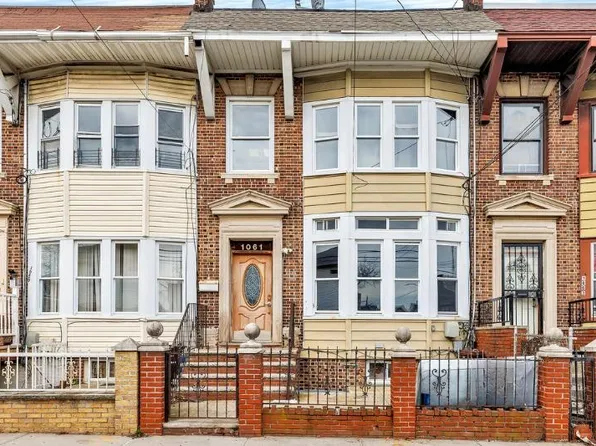 10-61 Mcbride Street, Far Rockaway, NY 11691
