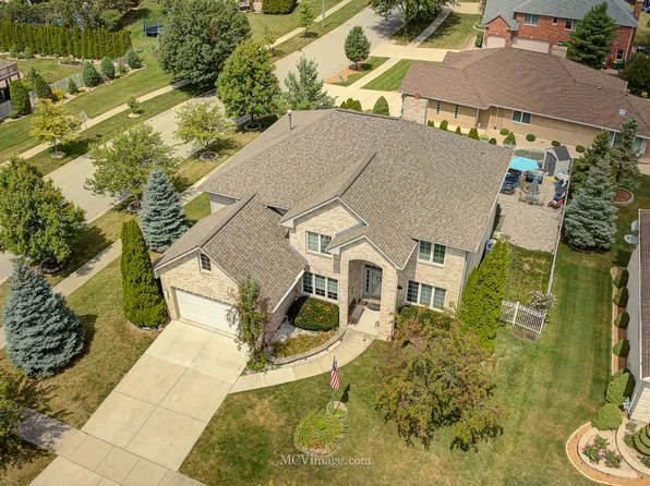 526 Senon Dr, Lemont, IL 60439