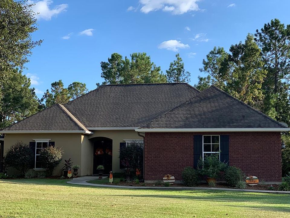 1st image of 9 Odessa Dr