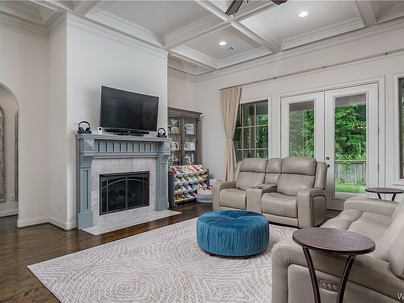 5th image of 5891 Candler Ave