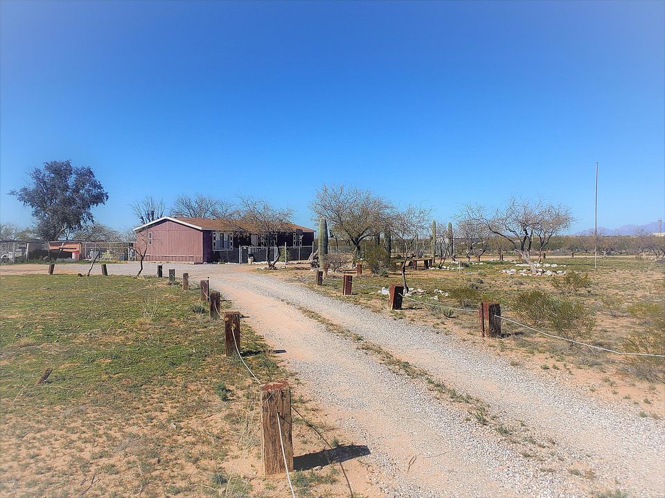 1st image of 10600 S Knoll Crest Ln