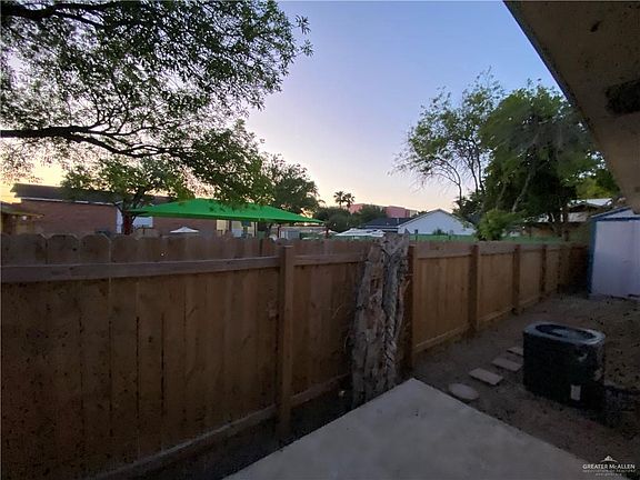 3rd image of 2132 W Iris Ave #2