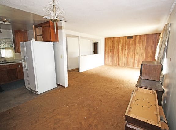 5th image of 2517 Maple St